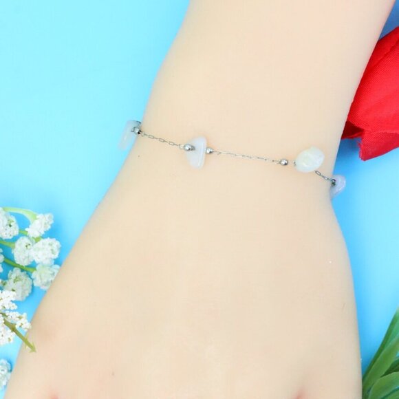 Chic & Stylish Bracelet – A Thoughtful Gift for Women and Girls, DYC1881 - Picture 5 of 8